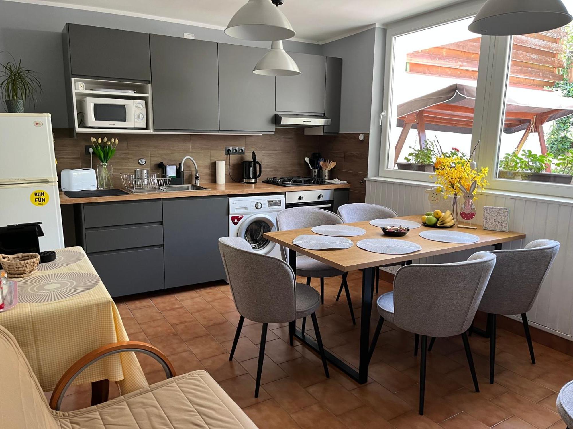 Mandula Vendeghaz Apartment Eger Luaran gambar