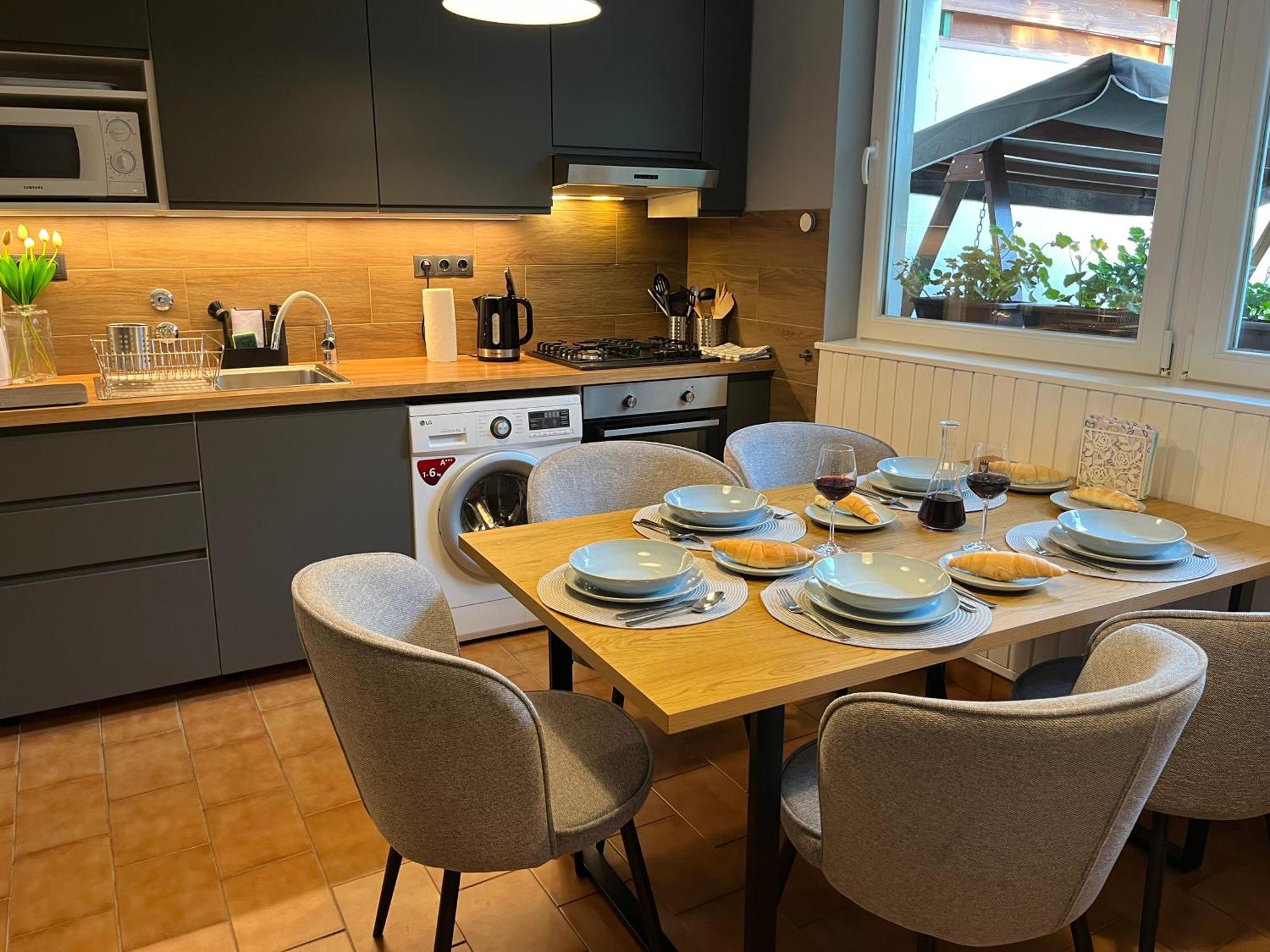 Mandula Vendeghaz Apartment Eger Luaran gambar